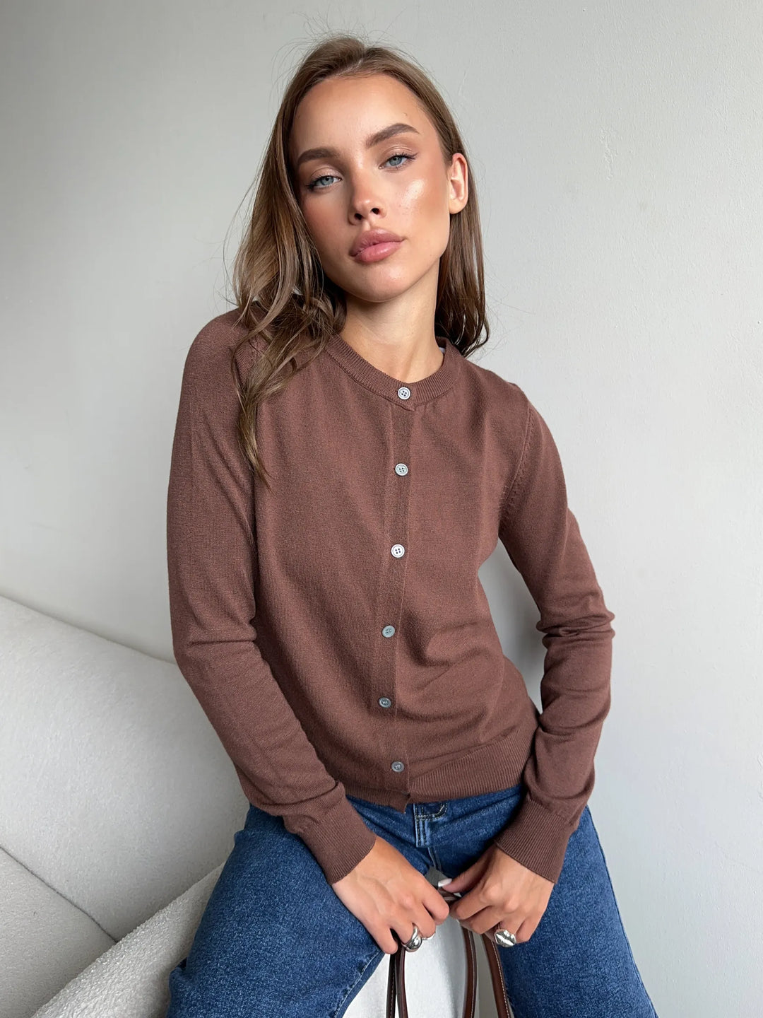 Cardigan femme boutonné — Marron — vue 17