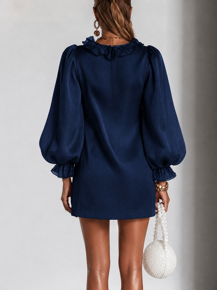 Guinevere | Robe droite avec manches bouffantes froncées