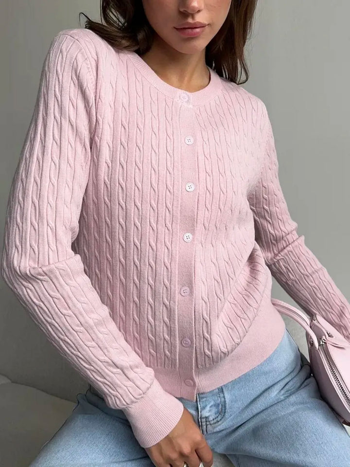 Élise | Cardigan boutonné en maille torsadée