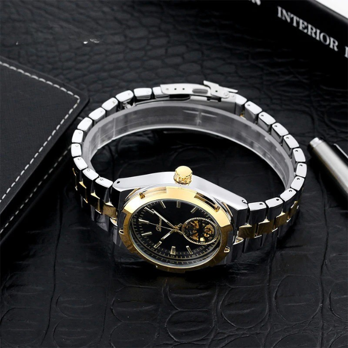 La Montre Automatique Monarch