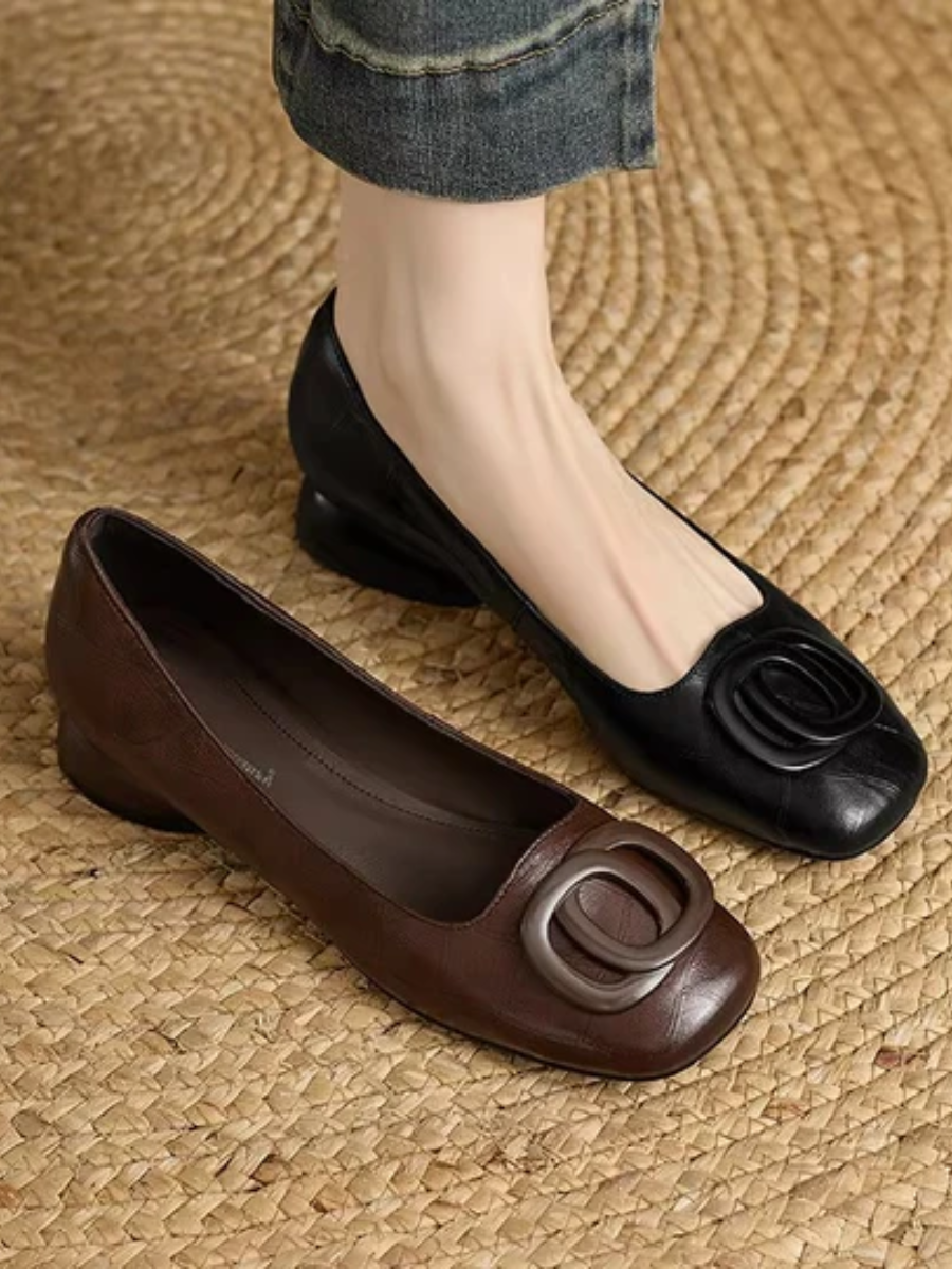Ballerines en Cuir Bout Carré Margot