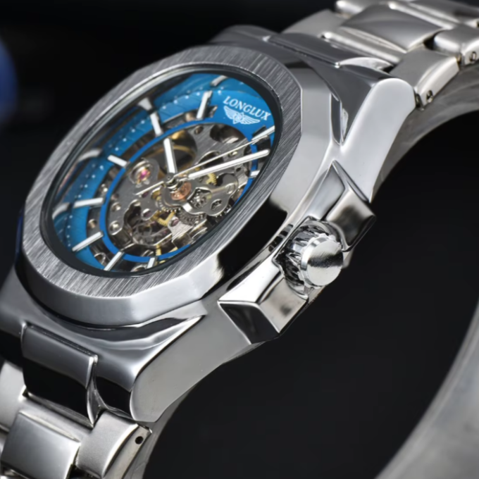 Montre Carbonline