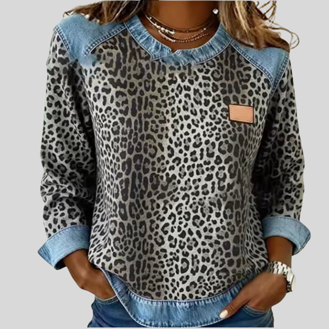 Hollyn™ | Pull à imprimé léopard avec col en denim