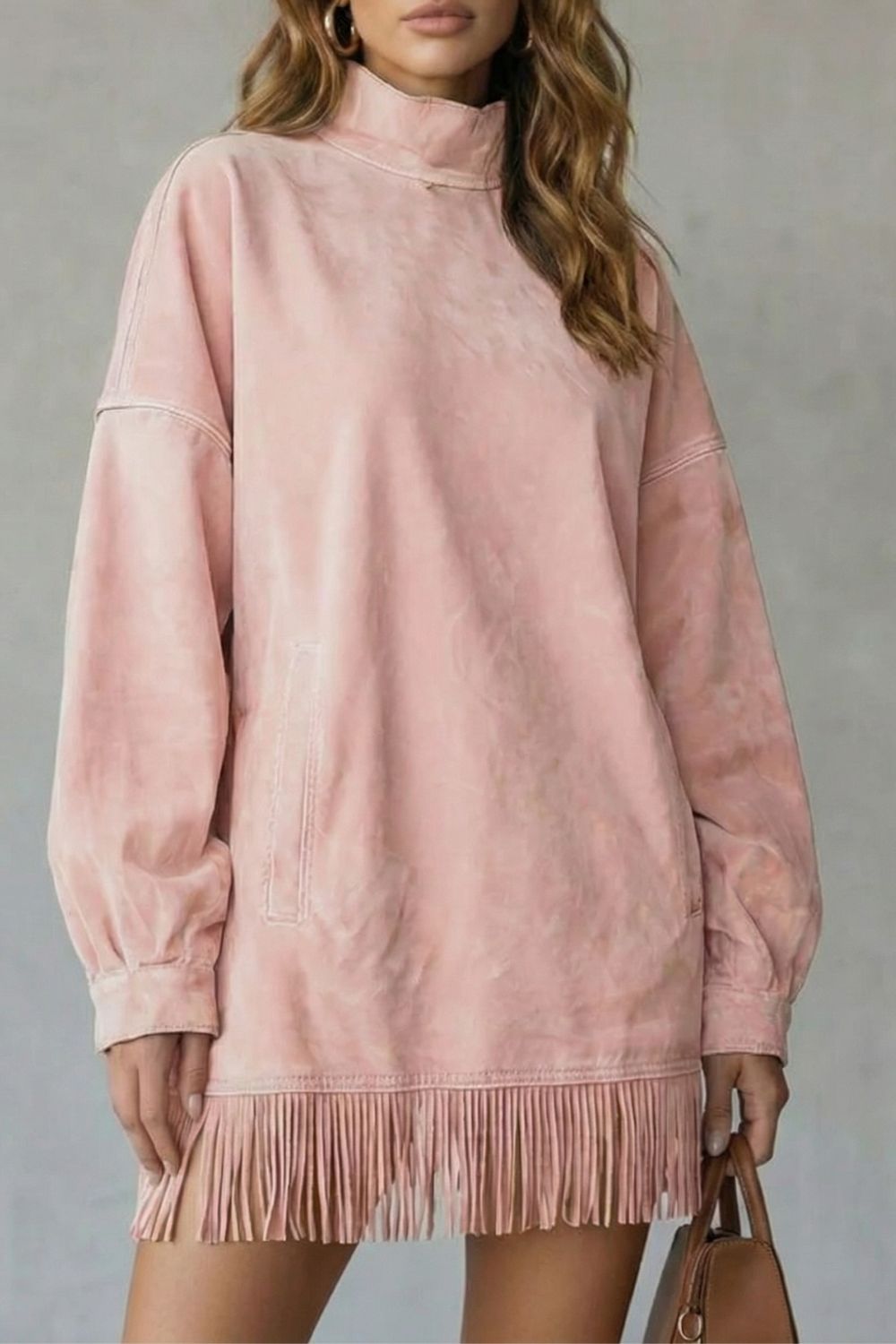 VIRETTA | DÉTAIL FRANGE EN SUÉDINE – ROBE MINI À COL ROLLED