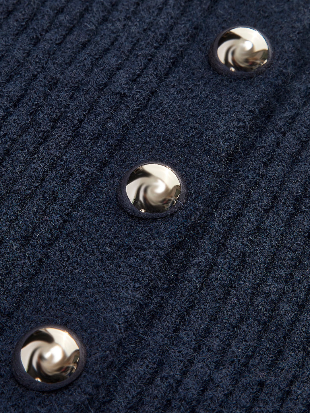 Cardigan à Boutons Abattus