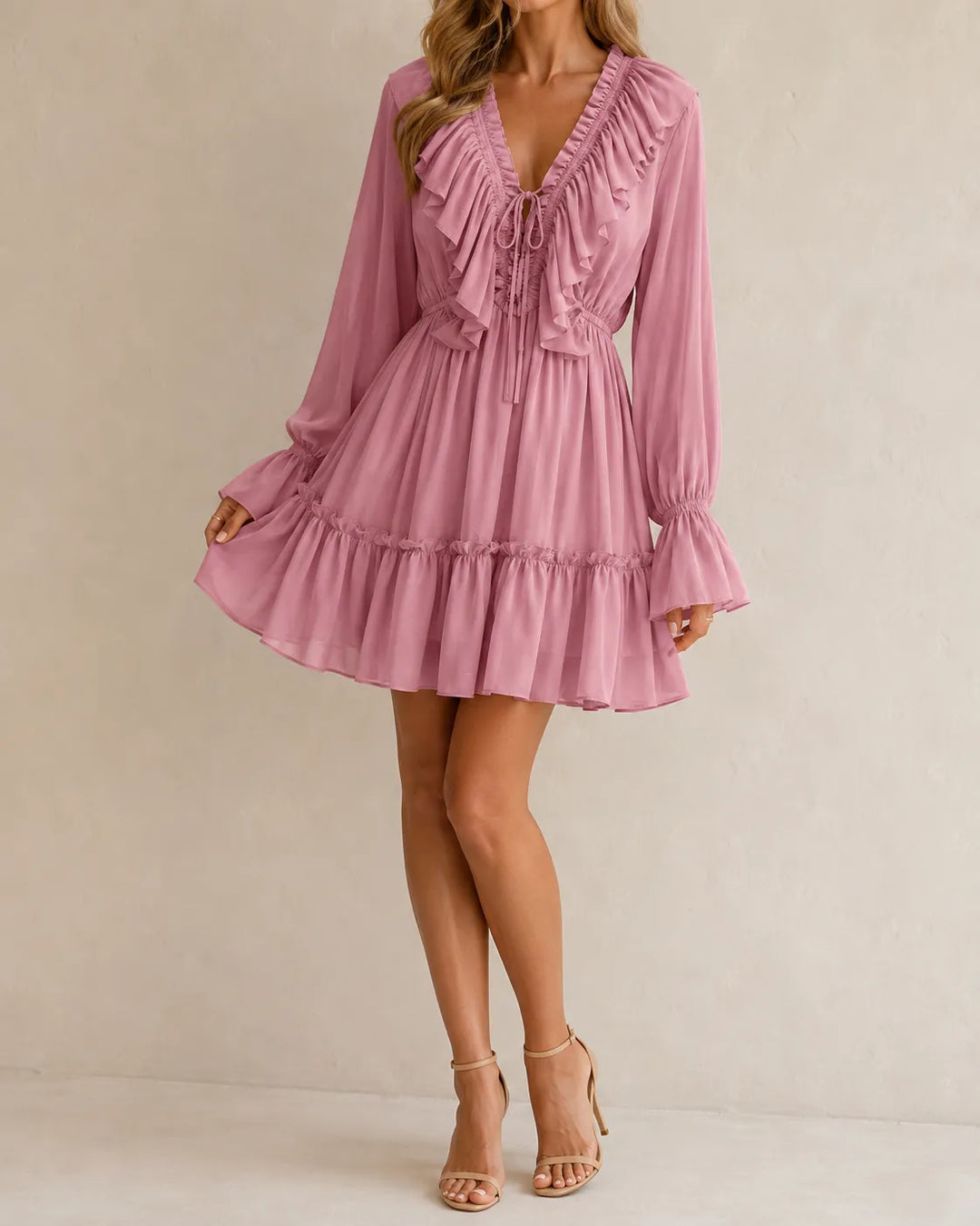Elowen | Robe Mini à Volants et Décolleté en V