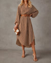 Sienna | Robe Chemise Midi Rayée avec Ceinture