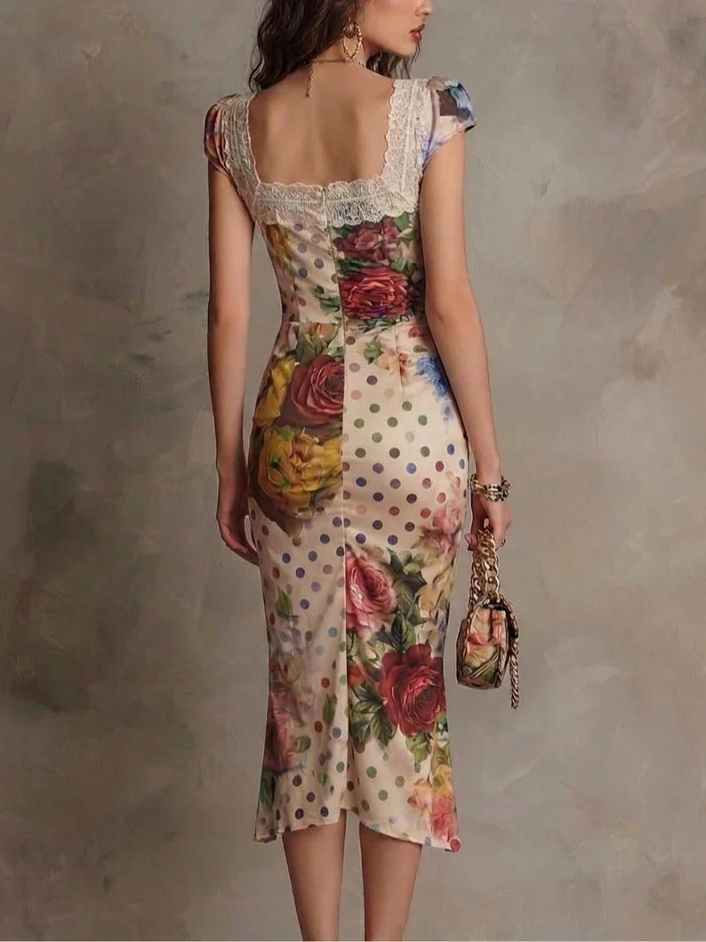 Robe midi ajustée à imprimé mixte et bordure en dentelle