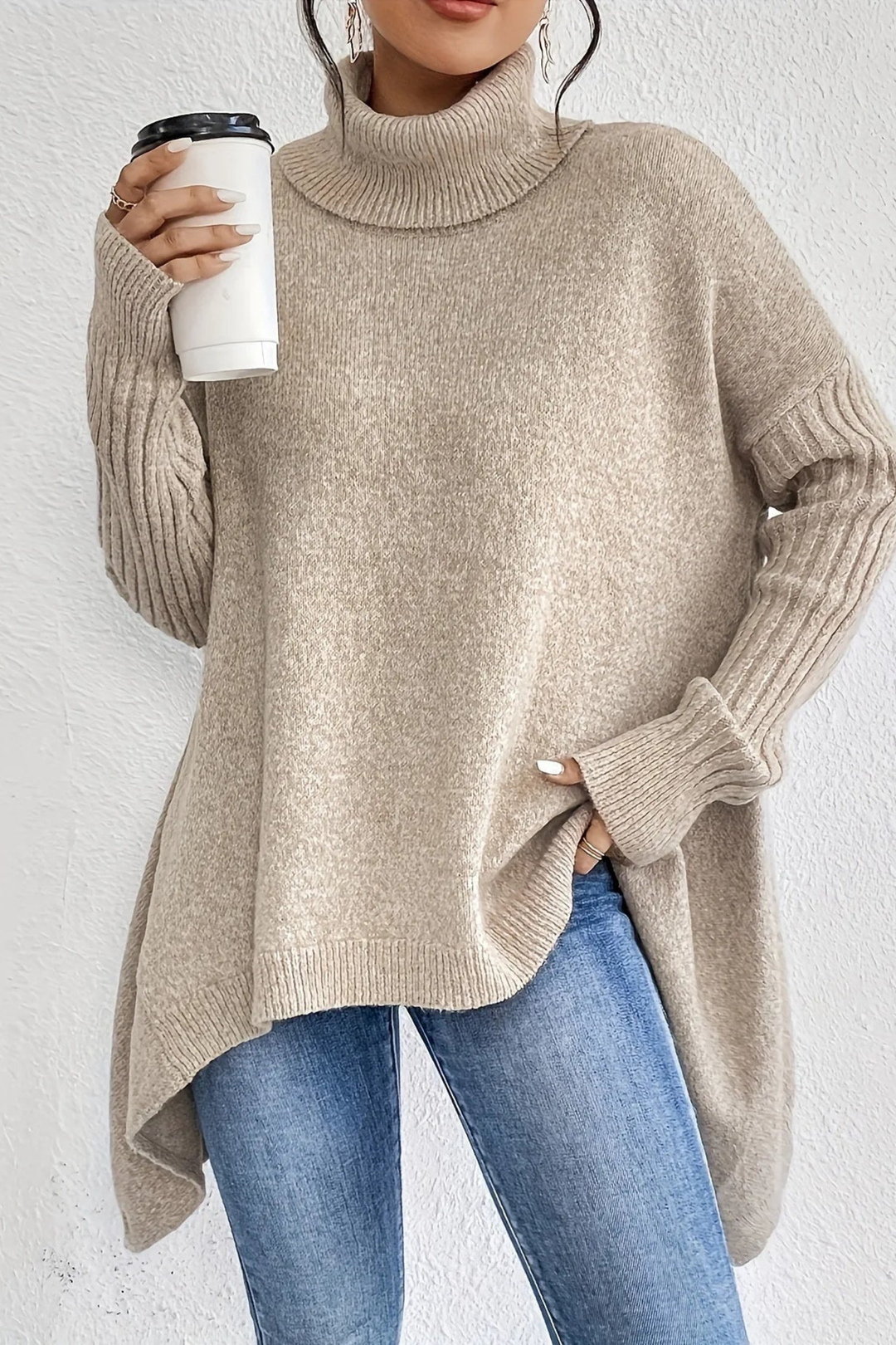 Pull en tricot col roulé surdimensionné