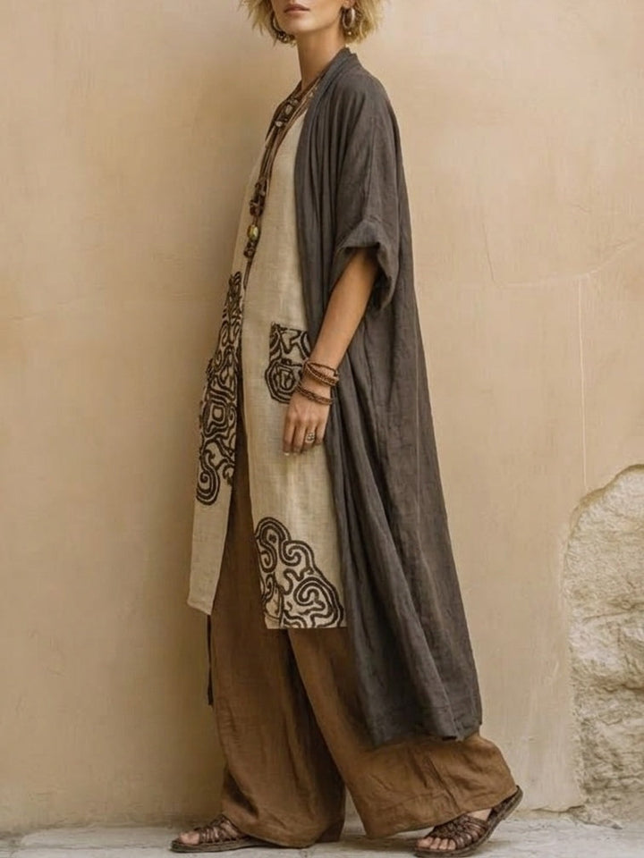 Giulia - Ensemble Nomade Bohémien en Trois Pièces en Gris Foncé et Marron avec Motif Tribal