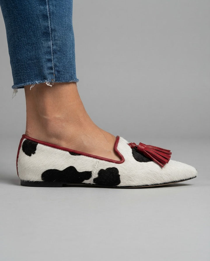 Mocassin Ginevra — Imprimé Vache Noir et Blanc, Franges Rouges