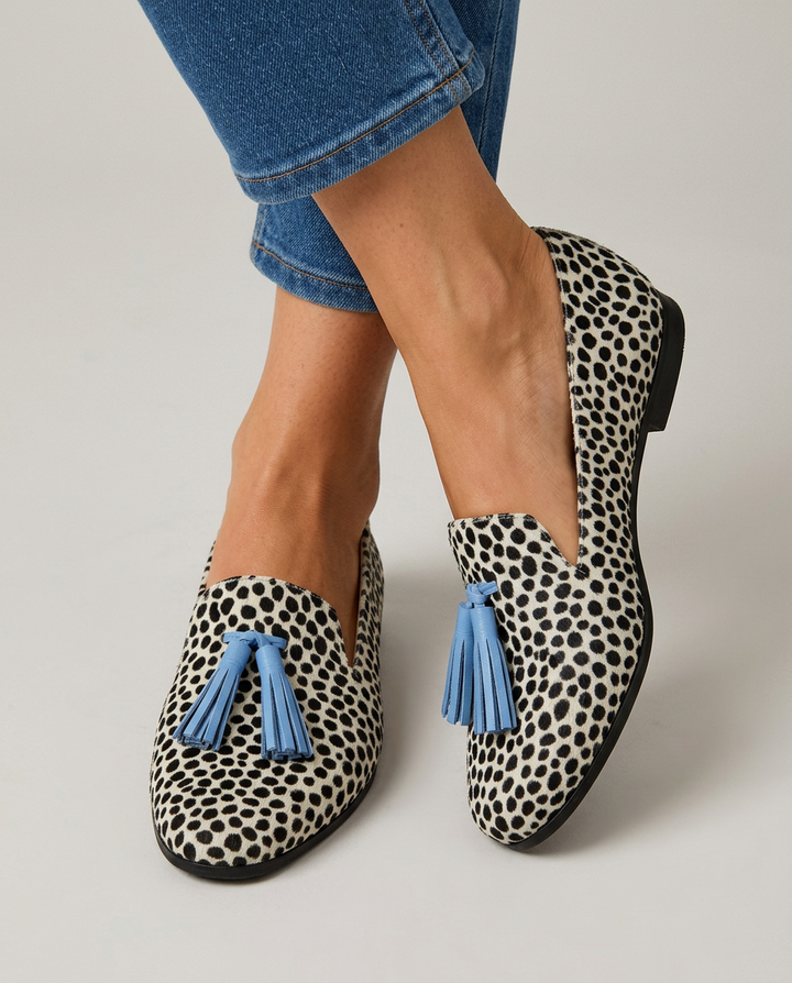 Mocassins Nadia — Léopard Noir et Blanc avec Franges Bleu Clair