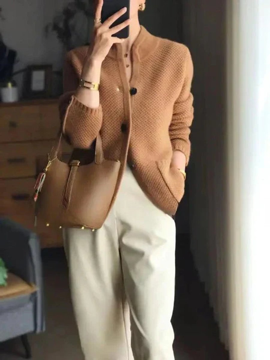 Pénélope | Cardigan en Laine avec Boutons