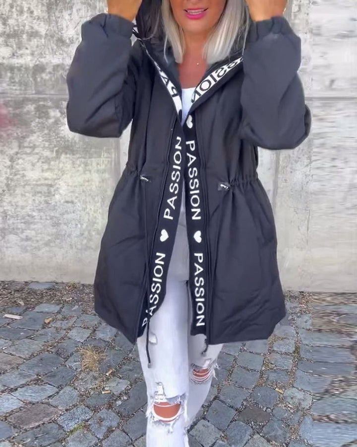 Camila | Parka Midi à Capuche avec Cordon de Serrage